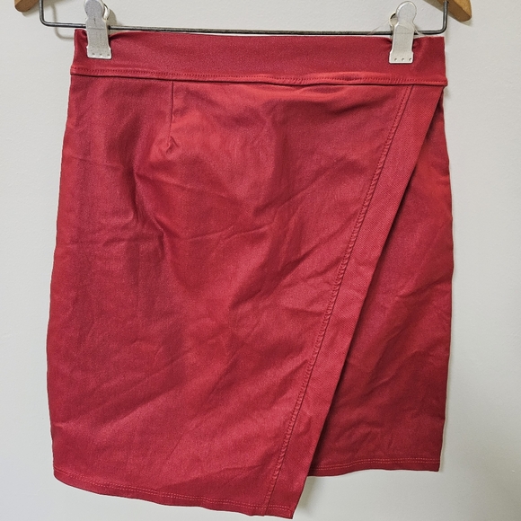 Windsor Dresses & Skirts - Elegant Red Wrap Skirt Women Size L